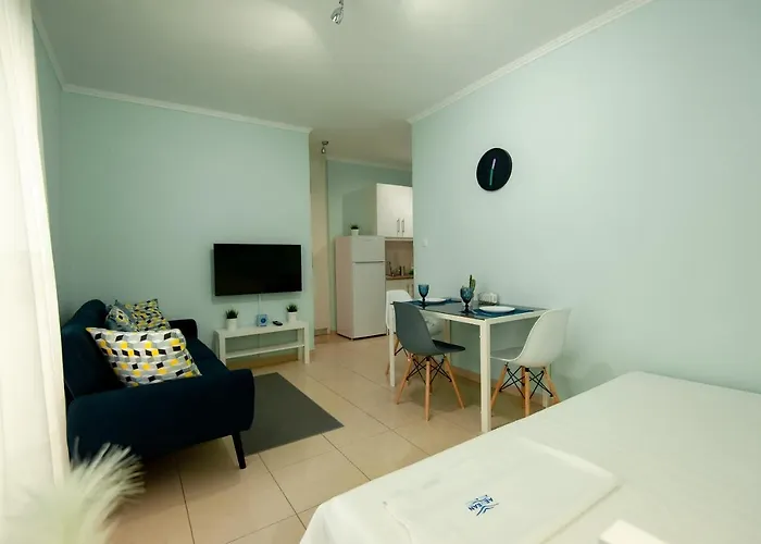 Aegean Studio By The Sea Ii דירה